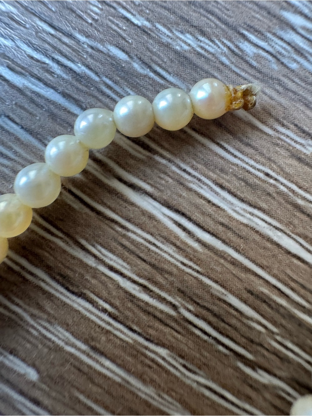 Damaged and broken 14k graduated pearl necklace - Picture 5 of 6